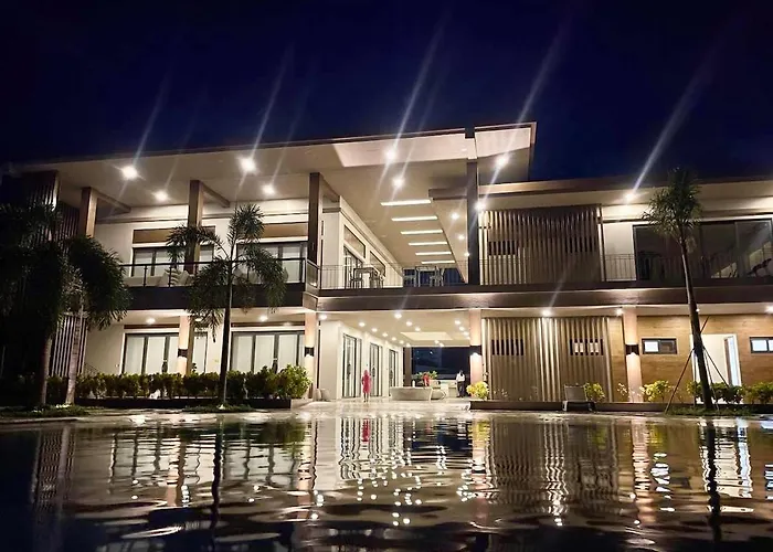 Summer Vibe At The Heart Of Taguig City!