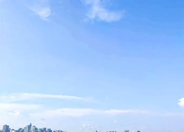 Summer Vibe At The Heart Of Taguig City! * Manila